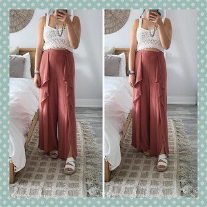 BCBGMAXAZRIA Jackee Front Slit Pant in Cedar‎ Wood